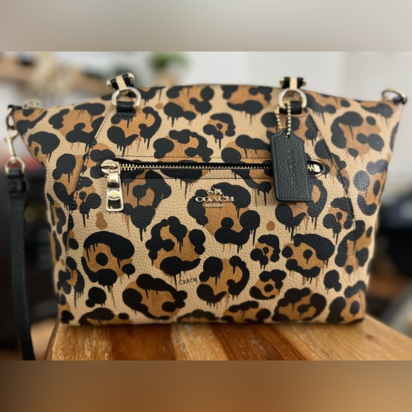 Coach Purse - Picture 2 of 12